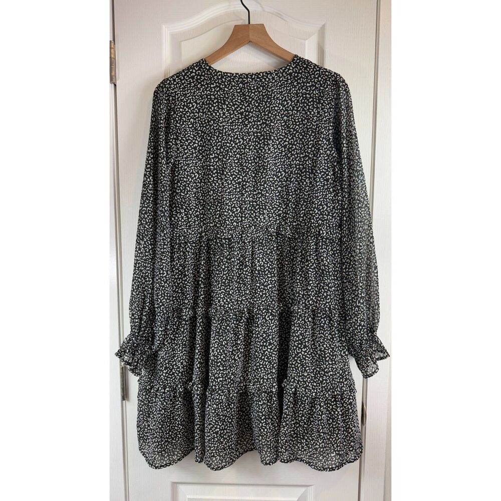Jodifl Women's Long Sleeve Tiered Cheetah Print Dress Black White Size S - Picture 2 of 12